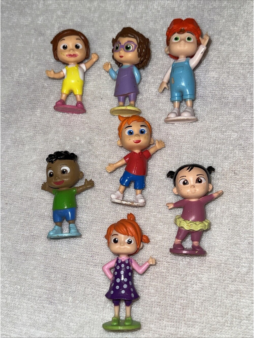 Set of 7 Official Moonbug Cocomelon Jazwares CoComelon Family Figures